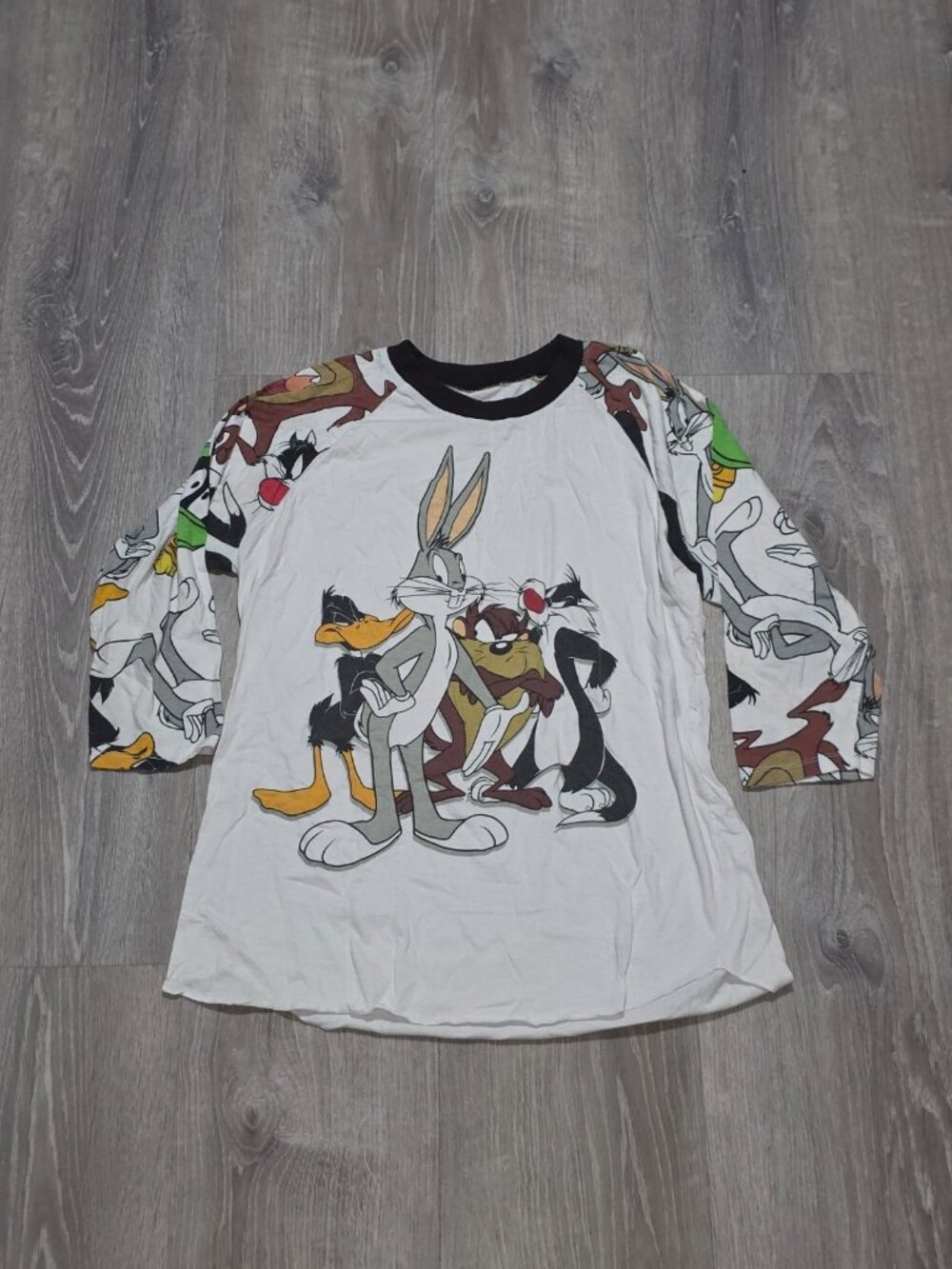 Vintage 90s Looney Tunes Bugs Bunny Shirt Womens XL White 3/4 Sleeve Pullover